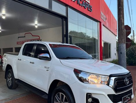 Toyota Hilux CD SRV 4x4 2.7 Flex 16V Aut.