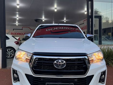 Toyota Hilux CD SRV 4x4 2.7 Flex 16V Aut.