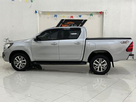 Toyota Hilux CD SRV 4x4 2.8 TDI Diesel Aut.