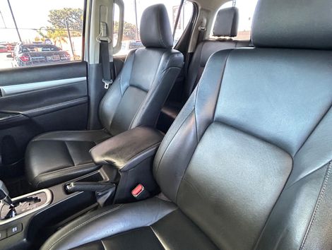 Toyota Hilux CD SRX 4x4 2.8 TDI 16V Diesel Aut.