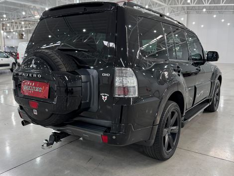 Mitsubishi Pajero HPE Full 3.2 4x4 T.I.Dies. 5p Aut
