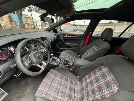 VolksWagen Golf GTi 2.0 TSI 220cv Aut.