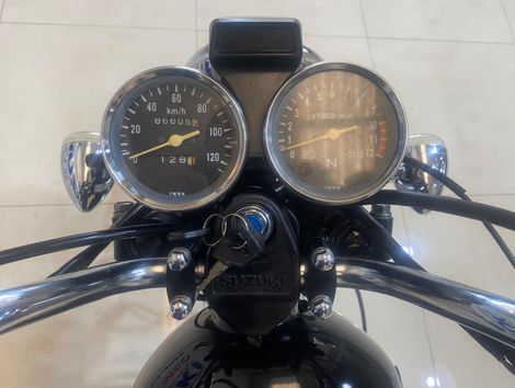 SUZUKI INTRUDER 125