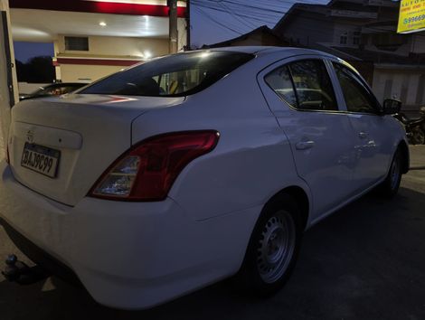 Nissan VERSA 1.0 12V FlexStart 4p Mec.