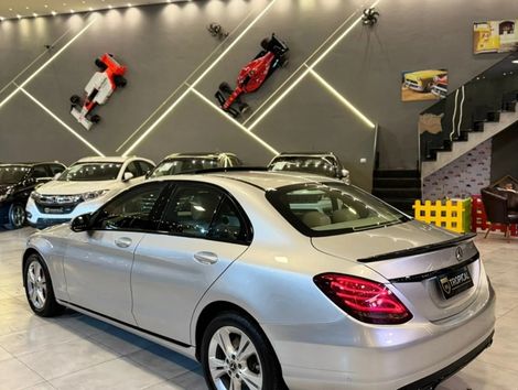 MERCEDES-BENZ 2.0 CGI GASOLINA AVANTGARDE 9G-TRONIC