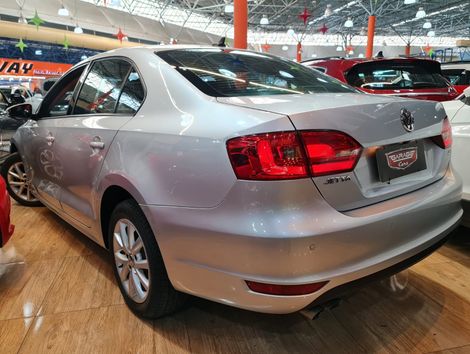 VolksWagen JETTA Comfortline 2.0 T.Flex 8V 4p Tipt.