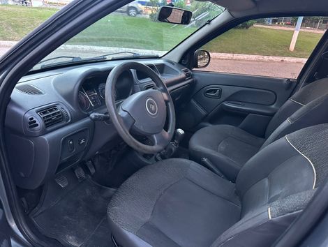 Renault Clio Authentique 1.0/1.0 Hi-Power 16V 3p