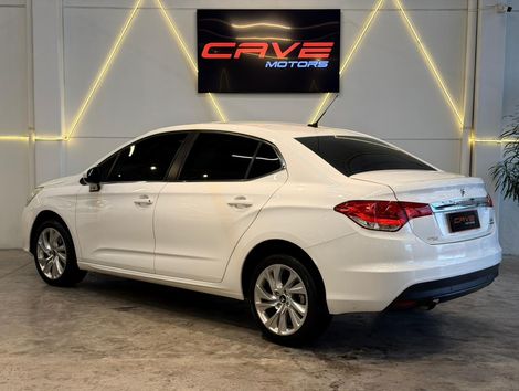 Citroën C4 LOUNGE Tendance 2.0 Flex 4p Aut.