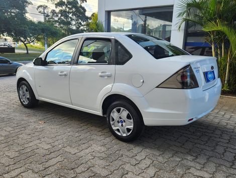 Ford Fiesta Sedan SE 1.6 8V Flex 4p