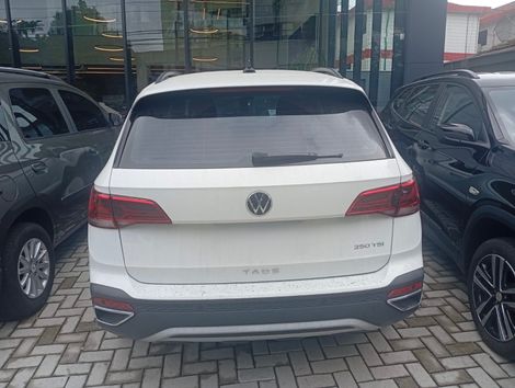 VolksWagen TAOS Comfortline 1.4 250 TSI Flex Aut.