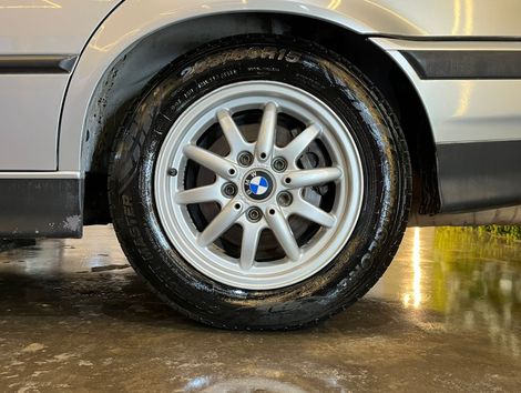 BMW 328i/iA (modelo antigo)