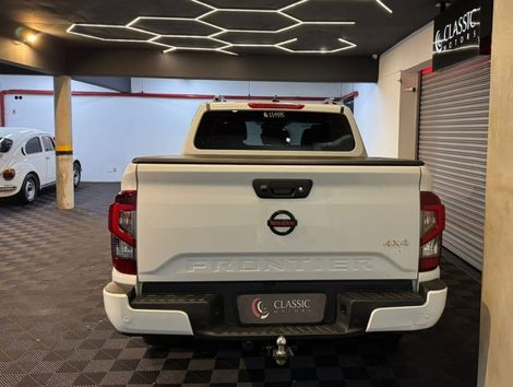 Nissan Frontier PRO4X CD 4x4 2.3 Bi-TB Die. Aut