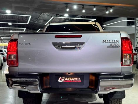 Toyota Hilux CD SRX 4x4 2.8 TDI 16V Diesel Aut.