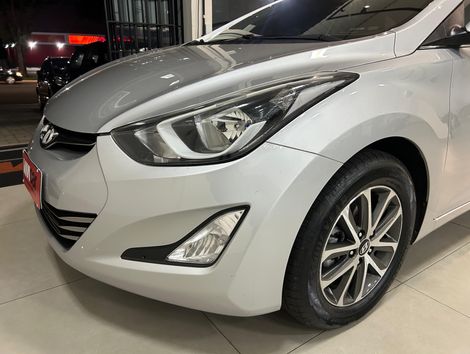 Hyundai Elantra GLS 2.0 16V Flex Aut.