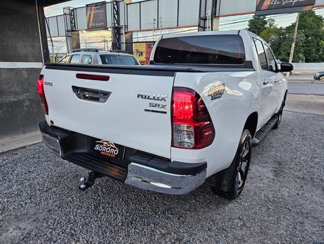 Toyota Hilux SW4 SRX 4x4 2.8 TDI 16V Dies. Aut.