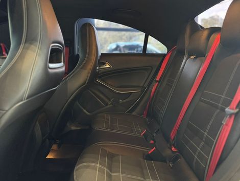 Mercedes CLA-200 Urban 1.6 TB 16V/Flex Aut.