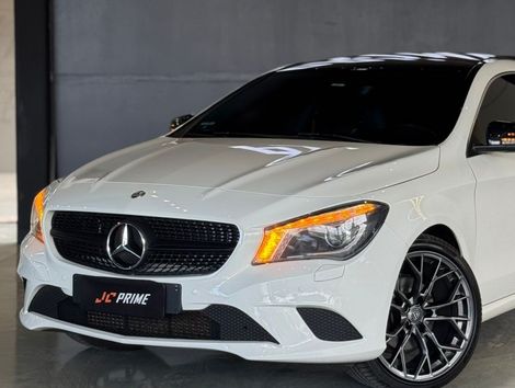 Mercedes CLA-200 Urban 1.6 TB 16V/Flex Aut.