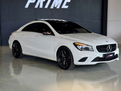 Mercedes CLA-200 Urban 1.6 TB 16V/Flex Aut.