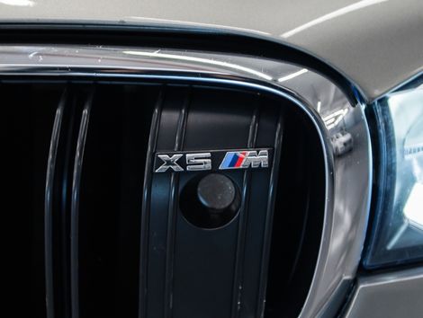 BMW X5 M 4.4 4x4 V8 32V Bi-Turbo Aut.