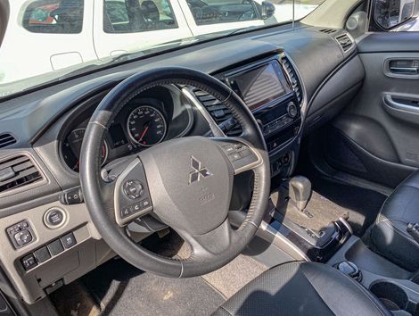 Mitsubishi L200 Triton Sport HPE-S 2.4 CD Dies. Aut