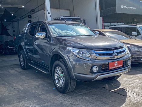 Mitsubishi L200 Triton Sport HPE-S 2.4 CD Dies. Aut