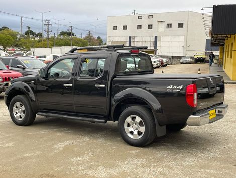 Nissan Frontier LE CD 4x4 2.5 TB Diesel Aut.