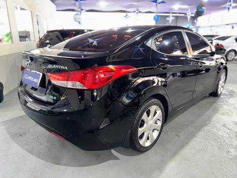 Hyundai Elantra GLS 1.8 16V Aut.