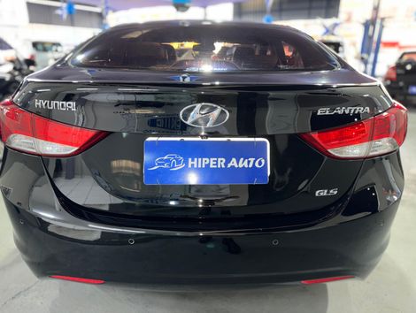 Hyundai Elantra GLS 1.8 16V Aut.
