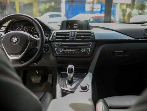 BMW 320iA 2.0 Turbo/ActiveFlex 16V/GP  4p