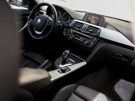 BMW 320iA 2.0 Turbo/ActiveFlex 16V/GP  4p
