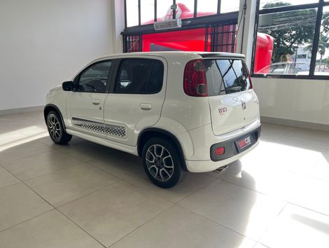 Fiat UNO SPORTING 1.4 EVO Fire Flex 8V 4p