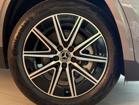 Mercedes EQA 250 (Elétrico)