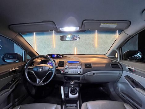Honda Civic Sedan LXS 1.8/1.8 Flex 16V Mec. 4p