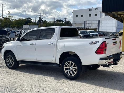 Toyota Hilux CD SRX 4x4 2.8 TDI 16V Diesel Aut.