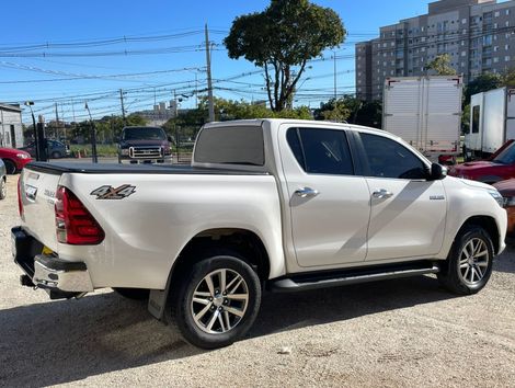 Toyota Hilux CD SRX 4x4 2.8 TDI 16V Diesel Aut.