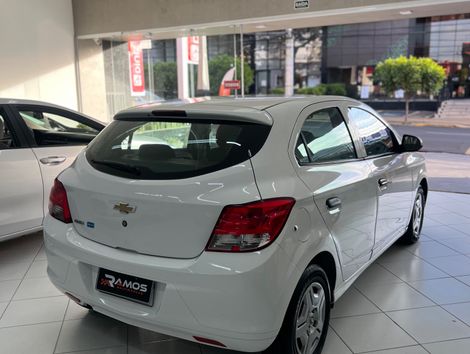 Chevrolet ONIX HATCH Joy 1.0 8V Flex 5p Mec.