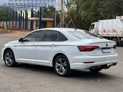 VolksWagen JETTA R-Line 250 TSI 1.4 Flex 16V Aut.