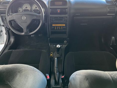 Chevrolet Astra Sed. Advant. 2.0 8V MPFI FlexP. 4p