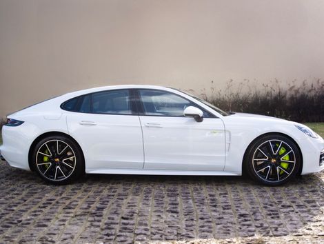 Porsche Panamera Turbo S E-Hybrid 4.0 680cv