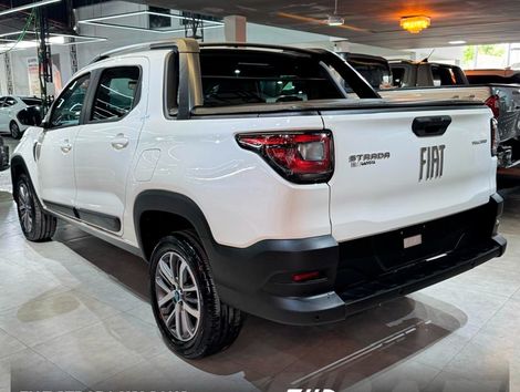 Fiat Strada Volcano 1.3 Flex 8V CD