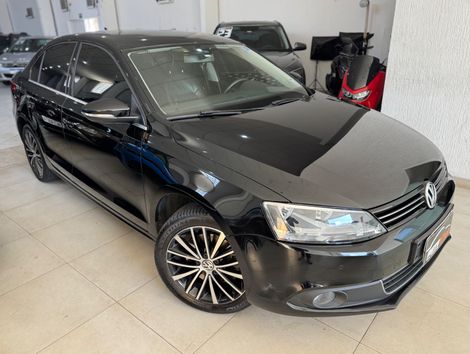VolksWagen JETTA Highline 2.0 TSI 16V 4p Tiptronic