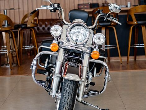 Harley ROAD KING CLASSIC  FLHRC/ CUSTOM FLHRSI