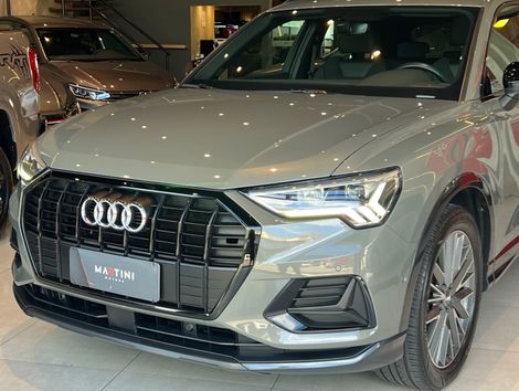 Audi Q3 Black Ed. 1.4 TFSI Flex/Black S-tron.