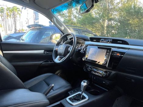 Toyota Hilux CD SRV 4x4 2.8 TDI Diesel Aut.