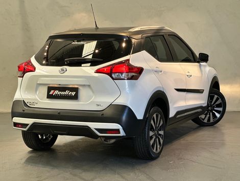 Nissan KICKS SL 1.6 16V FlexStar 5p Aut.
