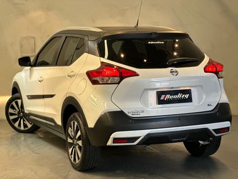 Nissan KICKS SL 1.6 16V FlexStar 5p Aut.