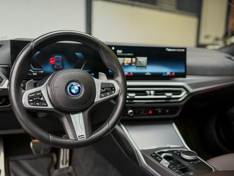 BMW 330e M Sport 2.0 Turbo Híbrido Aut.