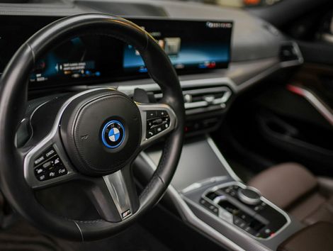 BMW 330e M Sport 2.0 Turbo Híbrido Aut.