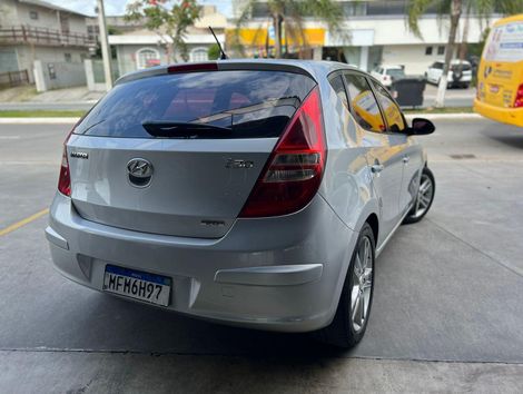 Hyundai 2.0 16V 145cv 5p Aut. 