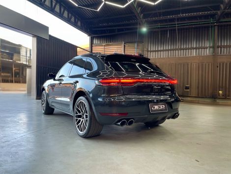 Porsche Macan 2.0 Turbo